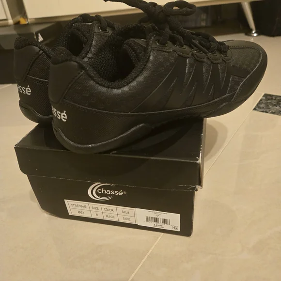 Black Chasse Apex Cheer Shoes - Picture 2 of 6